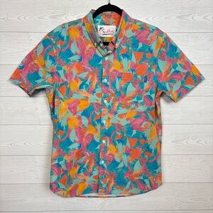 CHUBBIES THE INSPIRATION FLORAL SHORT SLEEVE PERFORMANCE BUTTON DOWN MEDIUM